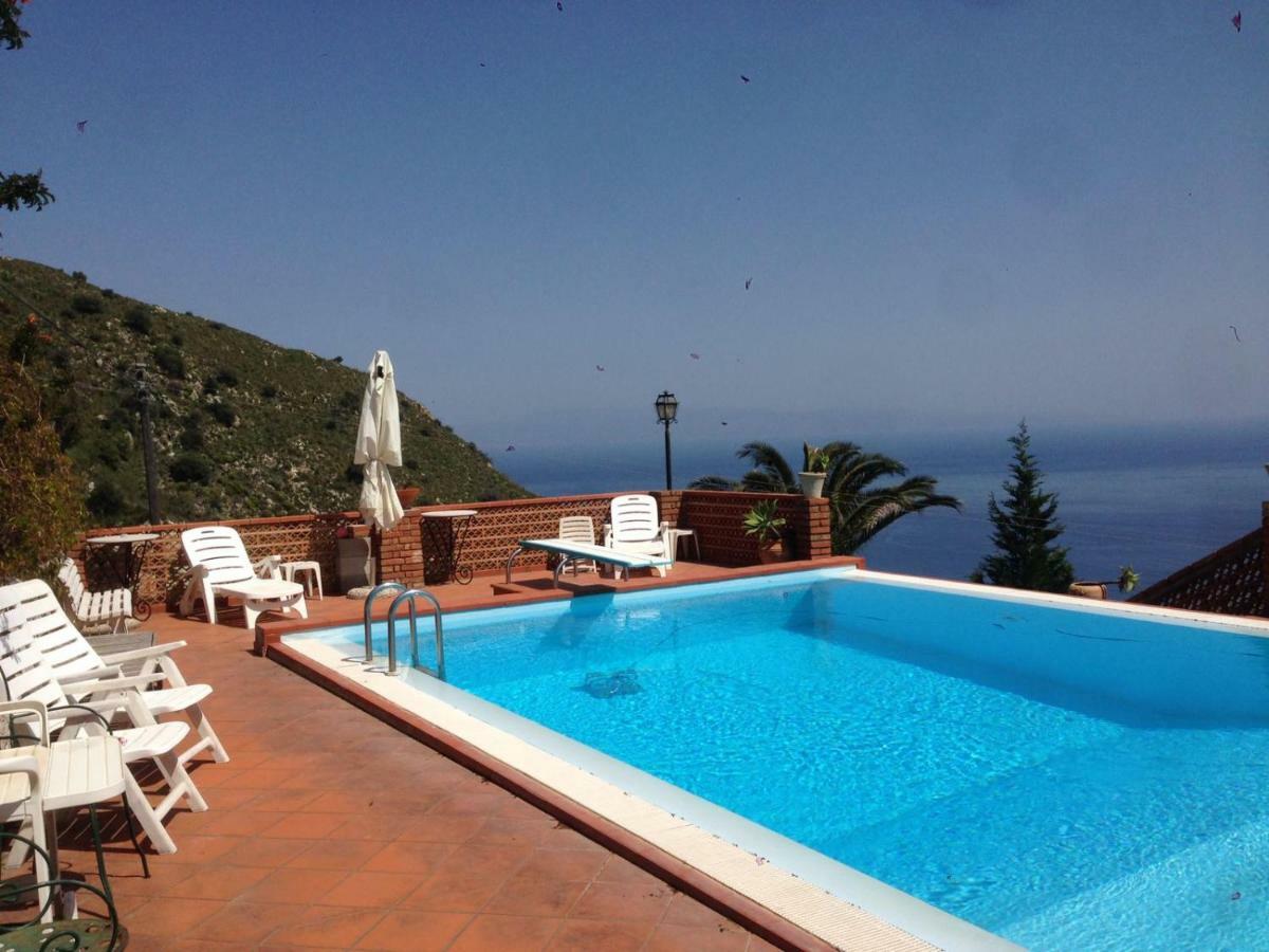 Villa Branco Taormina Buitenkant foto